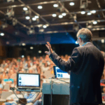 Come redigere un press kit per eventi: guida pratica per ottenere visibilità